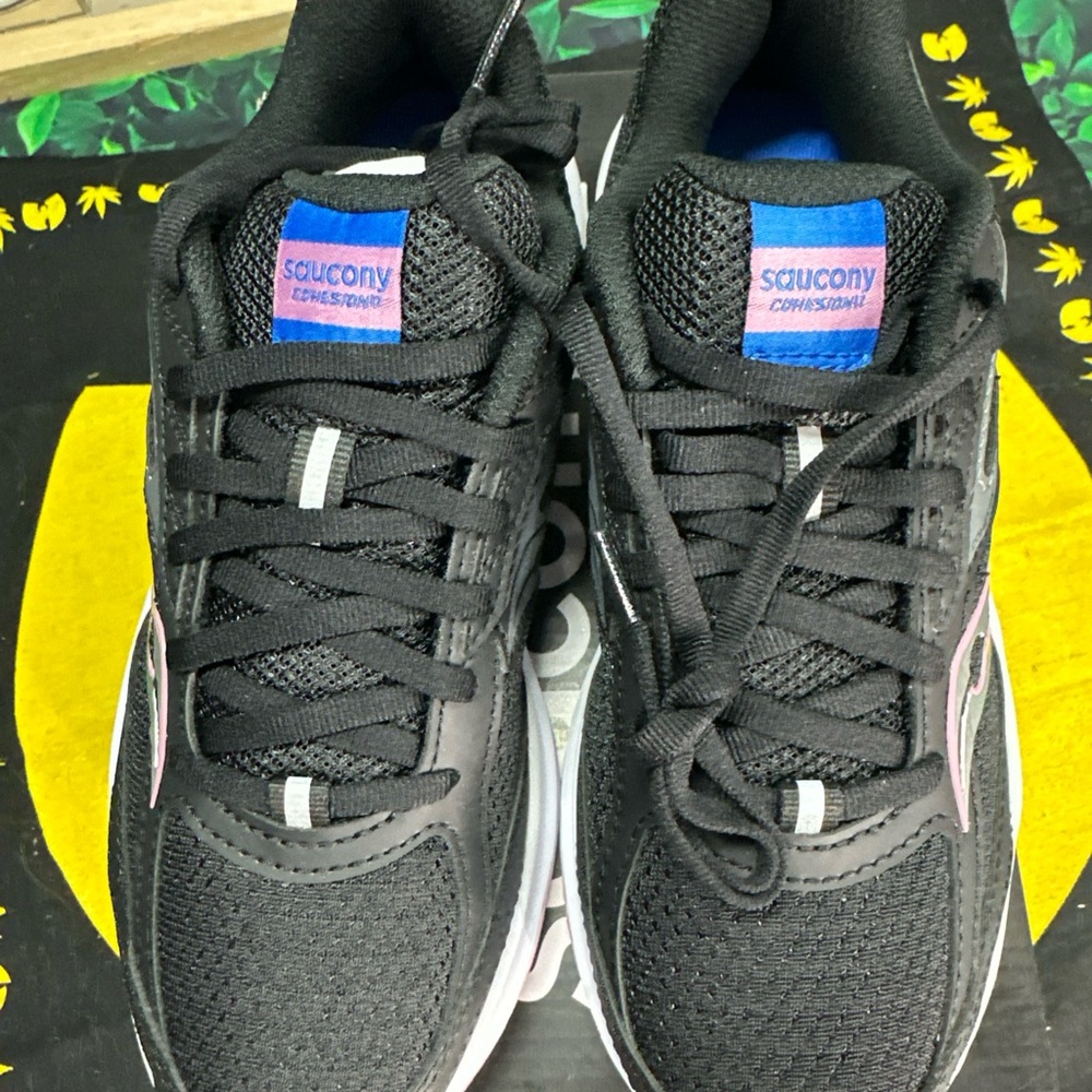 Saucony Cohesion 17 Running Shoes Size 6W - Picture 3 of 6
